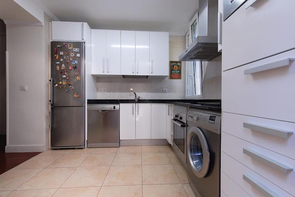 Apartamento En Casa Con Jardin + Garaje. E-bi-201 Appartement Bilbao